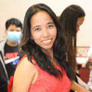 A Beautiful Filipina Girl