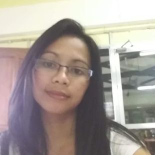 A Beautiful Filipina Girl