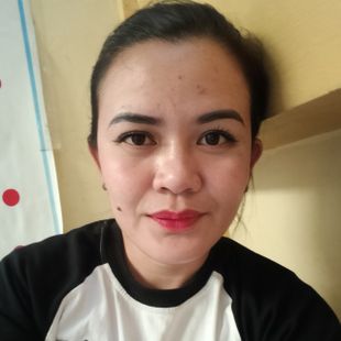 A Beautiful Filipina Girl