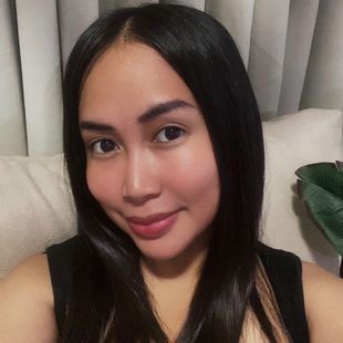 A Beautiful Filipina Girl