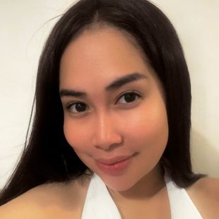 A Beautiful Filipina Girl
