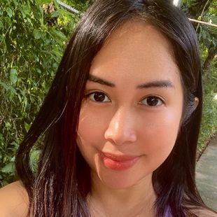 A Beautiful Filipina Girl