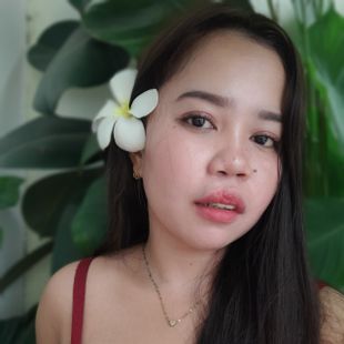 A Beautiful Filipina Girl