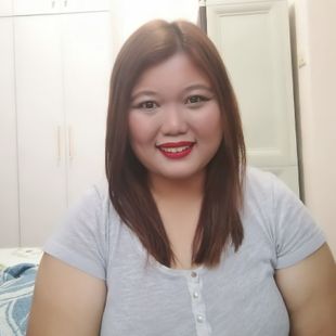Pretty Filipina Girl