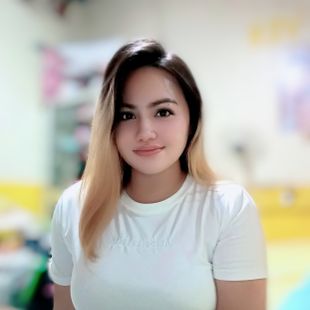 A Beautiful Filipina Girl