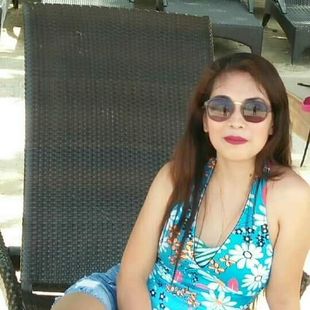 A Beautiful Filipina Girl