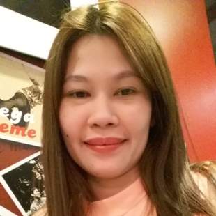 A Beautiful Filipina Girl