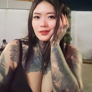 A Beautiful Filipina Girl