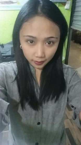 A Beautiful Filipina Girl