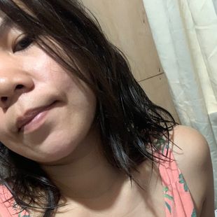 Pretty Filipina Girl