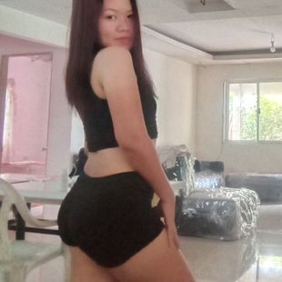 A Beautiful Filipina Girl