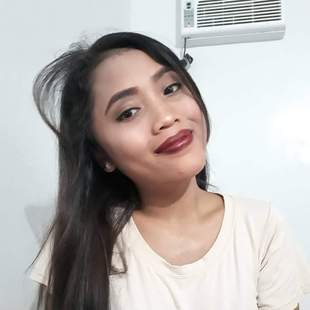 A Beautiful Filipina Girl