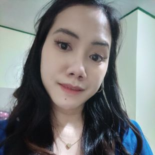 A Beautiful Filipina Girl