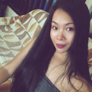 A Beautiful Filipina Girl