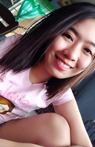 A Beautiful Filipina Girl