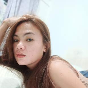 A Beautiful Filipina Girl