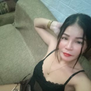 A Beautiful Filipina Girl