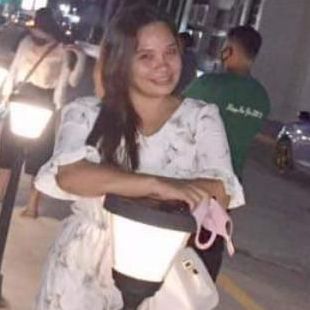 A Beautiful Filipina Girl