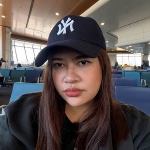 A Beautiful Filipina Girl
