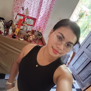 A Beautiful Filipina Girl