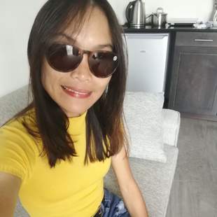 A Beautiful Filipina Girl