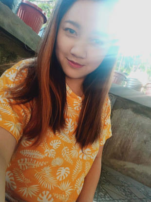 A Beautiful Filipina Girl