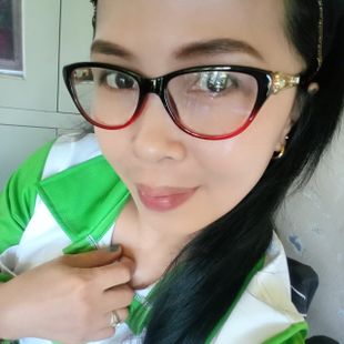 A Beautiful Filipina Girl