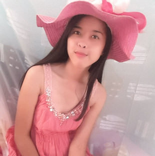 A Beautiful Filipina Girl