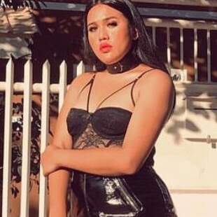 Filipina Ladyboy