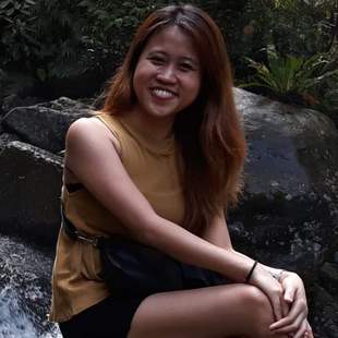 A Beautiful Filipina Girl