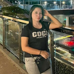 A Beautiful Filipina Girl