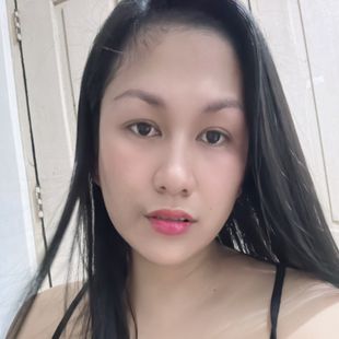 A Beautiful Filipina Girl