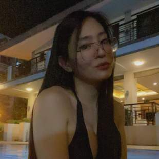 Filipina Ladyboy