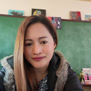 A Beautiful Filipina Girl