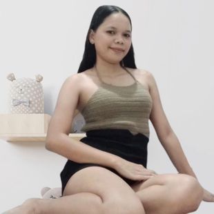 A Beautiful Filipina Girl