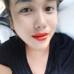 A Filipina Ladyboy