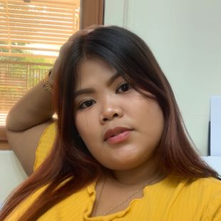 A Beautiful Filipina Girl