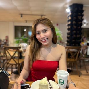 Filipina Ladyboy