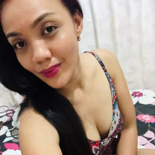 A Beautiful Filipina Girl