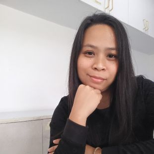 Pretty Filipina Girl