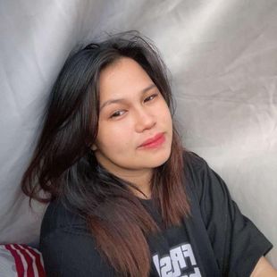 A Beautiful Filipina Girl