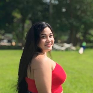 A Beautiful Filipina Girl