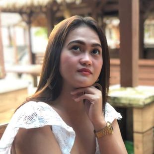 A Beautiful Filipina Girl
