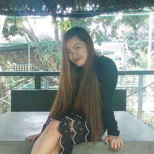 A Beautiful Filipina Girl