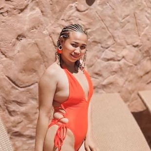 A Beautiful Filipina Girl