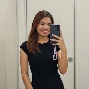 A Beautiful Filipina Girl