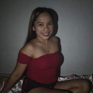 A Beautiful Filipina Girl