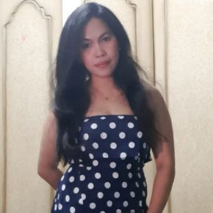 A Beautiful Filipina Girl