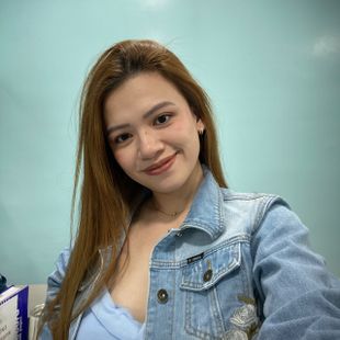 A Beautiful Filipina Girl