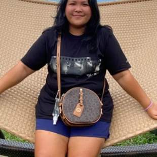 A Beautiful Filipina Girl